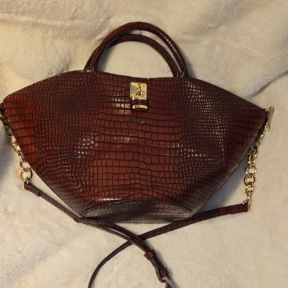 Gianni Bini Handbags - Elegant Cranberry Crocodile-Embossed Shoulder Bag
